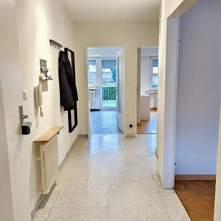 Howald 2 Bedroom With Private Garage & Garden Luxemburgo