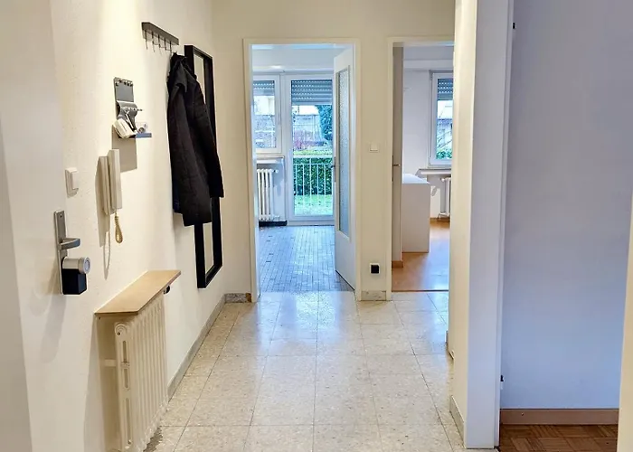 Howald 2 Bedroom With Private Garage & Garden Lussemburgo